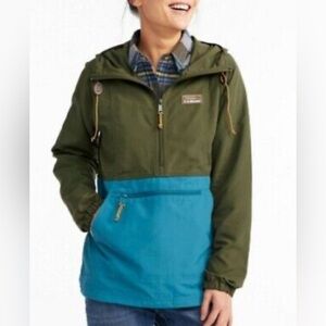 LL Bean Women’s Mountain Classic Anorak Size M